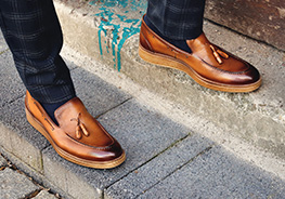LOAFERS & SLIP-ONS